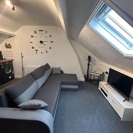 ランドリンドッド・ウェルズRock Park Penthouseアパートメント エクステリア 写真